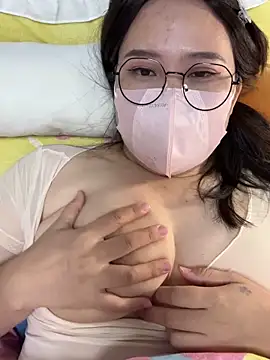 Snapshot of lele888 chatting on October 29, 2025, 5:25 pm lele888 online show from October 29, 2025, 5:25 pm