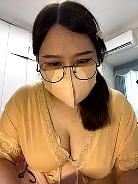 Snapshot of lele888 chatting on October 31, 2025, 7:20 am lele888 online show from October 31, 2025, 7:20 am