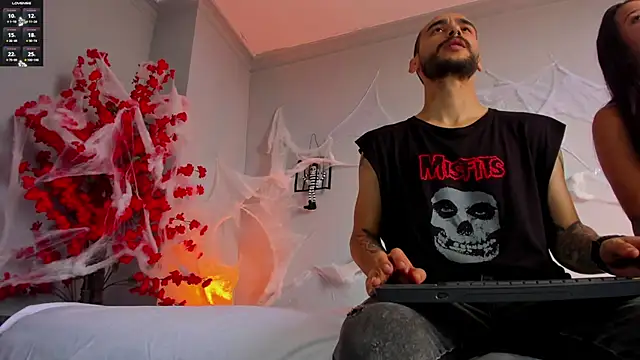 2 fire online show from October 29, 2025, 8:21 pm