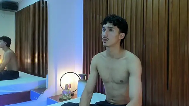 TOBIASFERRER online show from October 20, 2025, 7:03 pm