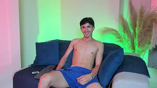 TOBIASFERRER online show from October 29, 2025, 8:21 pm