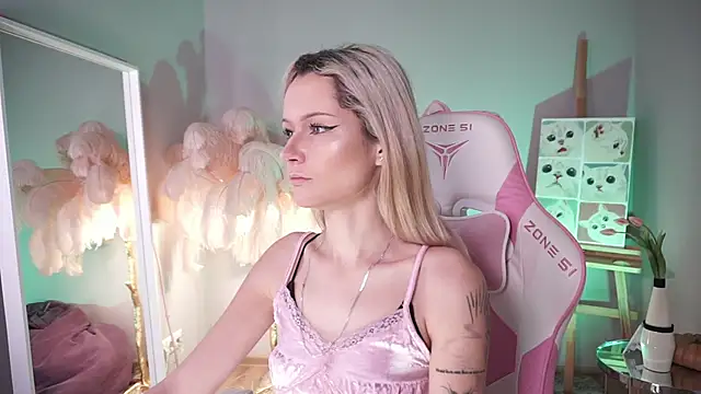 Celeste eyes0n online show from November 2, 2025, 8:55 pm