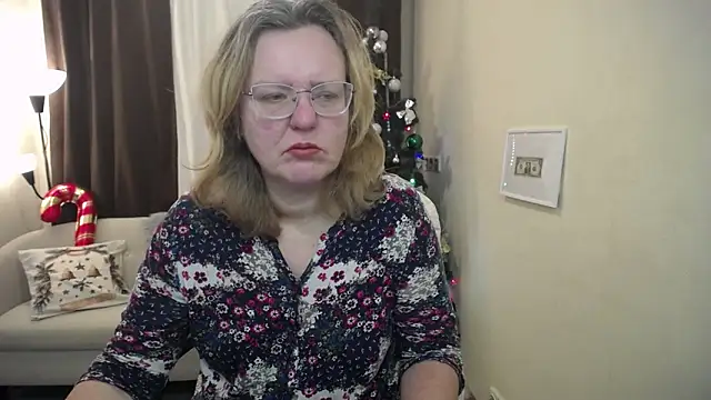 VestaWoody online show from December 5, 2025, 7:17 am