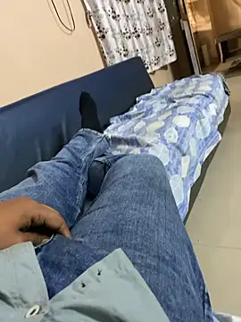 kartik 12098 online show from January 17, 2026, 10:53 am