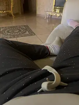 Bionda19 online show from November 10, 2025, 8:13 am