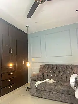 Rose monroee online show from January 13, 2026, 8:14 pm