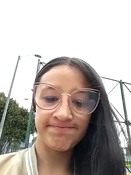 Ana Monrrow2 online show from November 2, 2025, 4:53 pm