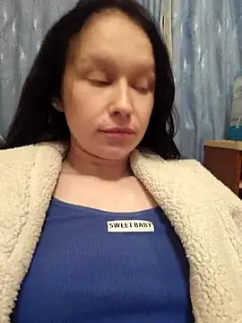 Snapshot of AlettaPaltrova chatting on October 16, 2025, 11:50 pm AlettaPaltrova online show from October 16, 2025, 11:50 pm