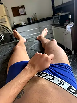 89jao online show from October 3, 2025, 7:55 pm