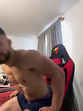 Ezzio Scolaro online show from November 22, 2025, 12:37 pm