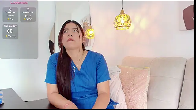 Lia Jhonson  online show from October 22, 2025, 12:27 pm