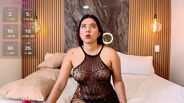 Lia Jhonson  online show from October 23, 2025, 6:50 pm