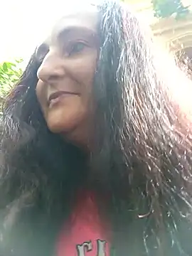 Snapshot of Bella_862 chatting on May 3, 2026, 8:42 am Bella 862 online show from May 3, 2026, 8:42 am