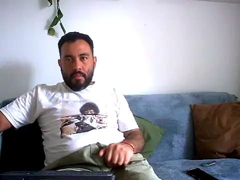 Domfetishx online show from October 5, 2025, 6:06 pm