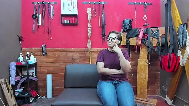 Snapshot of Jacki_Fire chatting on March 22, 2026, 7:39 pm Jacki Fire online show from March 22, 2026, 7:39 pm