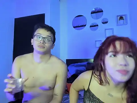 Danniel19 online show from November 18, 2025, 12:38 am