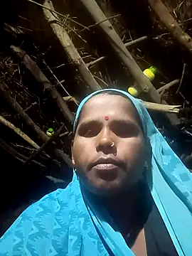 Snapshot of Janvi_tv chatting on November 3, 2025, 1:01 pm Janvi tv online show from November 3, 2025, 1:01 pm