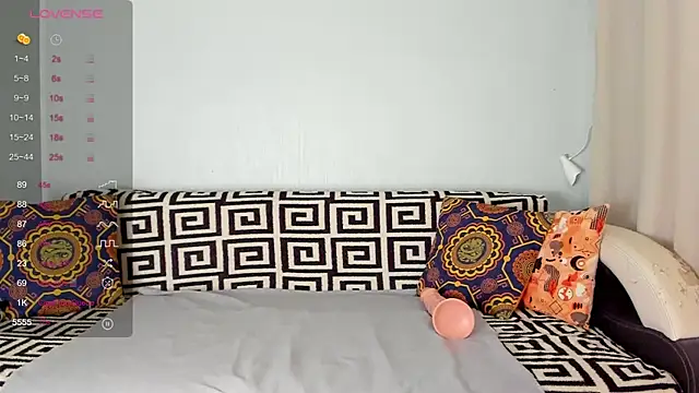 Amalia Mio online show from November 6, 2025, 7:53 am