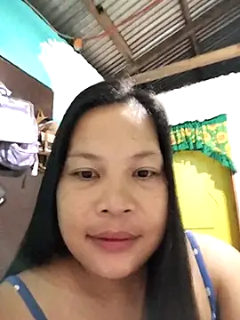 shyhotpinay 32 online show from November 18, 2025, 8:57 pm