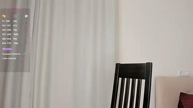 JacquieMcphee online show from October 17, 2025, 7:05 pm