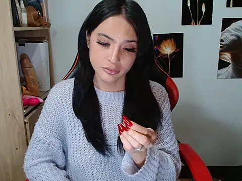 Snapshot of Savana_Maison chatting on May 3, 2026, 3:40 pm Savana Maison online show from May 3, 2026, 3:40 pm