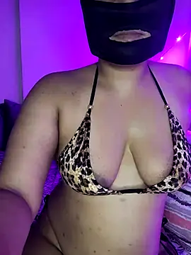 Curvy Navya online show from October 15, 2025, 6:41 pm