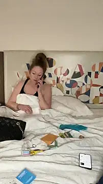 amandatheblondewife online show from February 25, 2026, 3:38 am