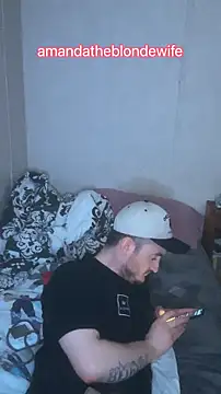 amandatheblondewife online show from April 2, 2026, 6:44 am