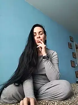 Stefaniyaxq online show from October 19, 2025, 9:21 am