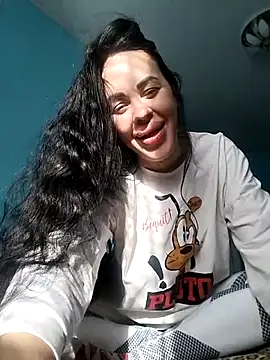 Stefaniyaxq online show from November 25, 2025, 9:20 am