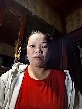 Snapshot of miomio-12 chatting on November 4, 2025, 9:36 pm miomio-12 online show from November 4, 2025, 9:36 pm