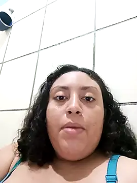 Snapshot of ZS_Oficial chatting on February 17, 2026, 11:00 pm ZS Oficial online show from February 17, 2026, 11:00 pm