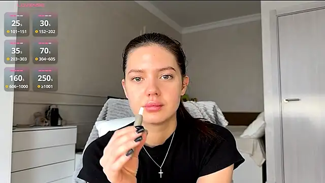 Furiablackmeow online show from October 16, 2025, 6:03 am