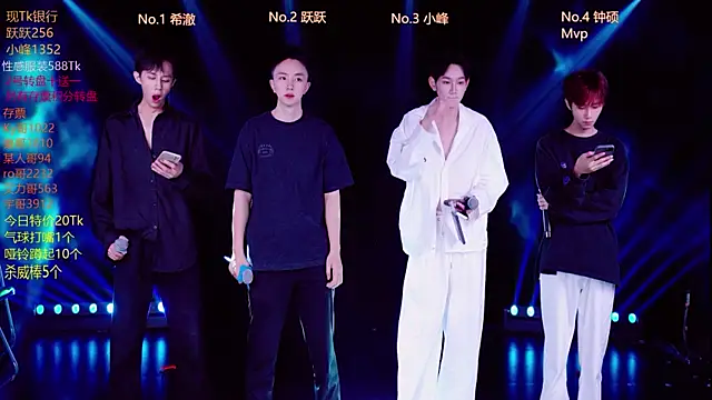 Snapshot of Boygayhouse chatting on October 17, 2025, 8:39 am Boygayhouse online show from October 17, 2025, 8:39 am