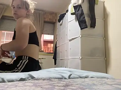 Snapshot of celeste_420ff chatting on June 26, 2026, 8:02 pm celeste 420ff online show from June 26, 2026, 8:02 pm