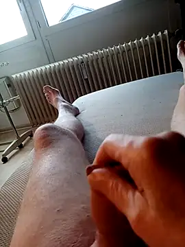 Snapshot of ImperlPerverso59 chatting on November 4, 2025, 7:40 am ImperlPerverso59 online show from November 4, 2025, 7:40 am