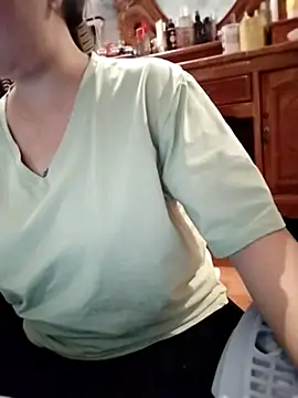 Babyloudi online show from October 16, 2025, 3:13 pm