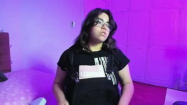 annie rose11 online show from October 18, 2025, 4:59 am