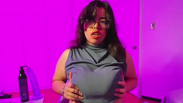 annie rose11 online show from October 30, 2025, 4:25 am