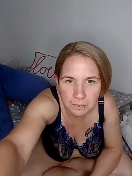 LaceyWestxx online show from October 25, 2025, 5:08 pm