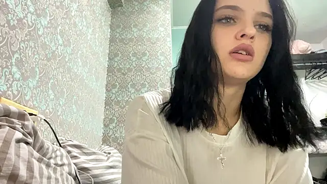 SorayaTrieger online show from October 10, 2025, 8:57 am