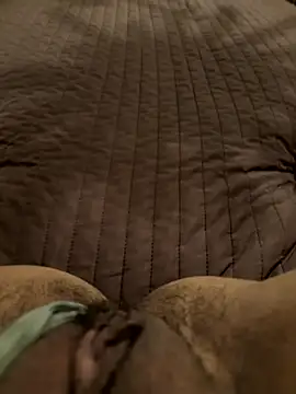 Snapshot of luciamaria01 chatting on October 8, 2025, 6:38 pm luciamaria01 online show from October 8, 2025, 6:38 pm