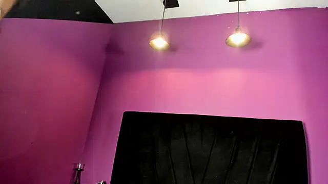 SabbathSinclair online show from November 5, 2025, 11:43 am