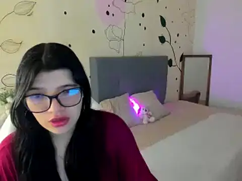 Gia Brawn online show from October 26, 2025, 11:49 am