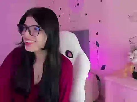 Gia Brawn online show from November 4, 2025, 11:20 am