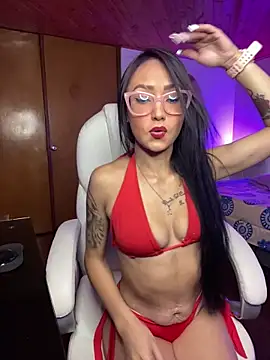 Snapshot of Sofiaa_pink chatting on October 14, 2025, 7:03 pm Sofiaa pink online show from October 14, 2025, 7:03 pm