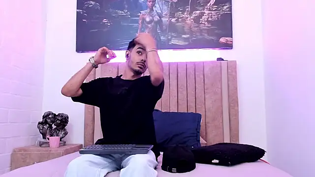 Timothe Evans online show from January 9, 2026, 4:37 am