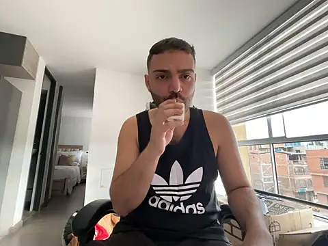 Snapshot of Nathan_Ryder chatting on October 5, 2025, 9:24 pm Nathan Ryder online show from October 5, 2025, 9:24 pm