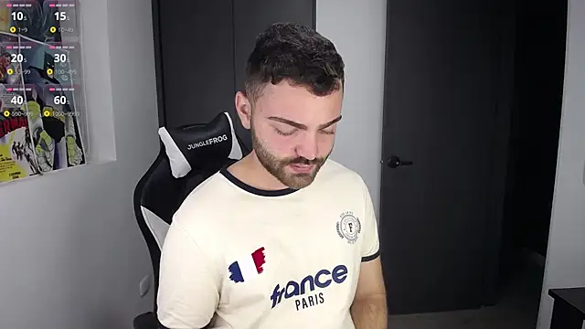 Snapshot of Nathan_Ryder chatting on October 12, 2025, 5:17 am Nathan Ryder online show from October 12, 2025, 5:17 am