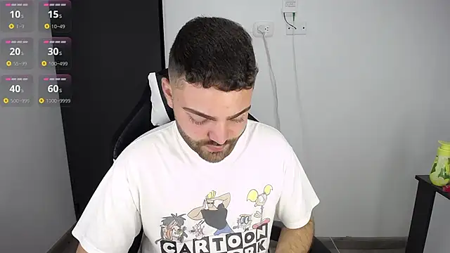 Snapshot of Nathan_Ryder chatting on October 25, 2025, 4:31 am Nathan Ryder online show from October 25, 2025, 4:31 am